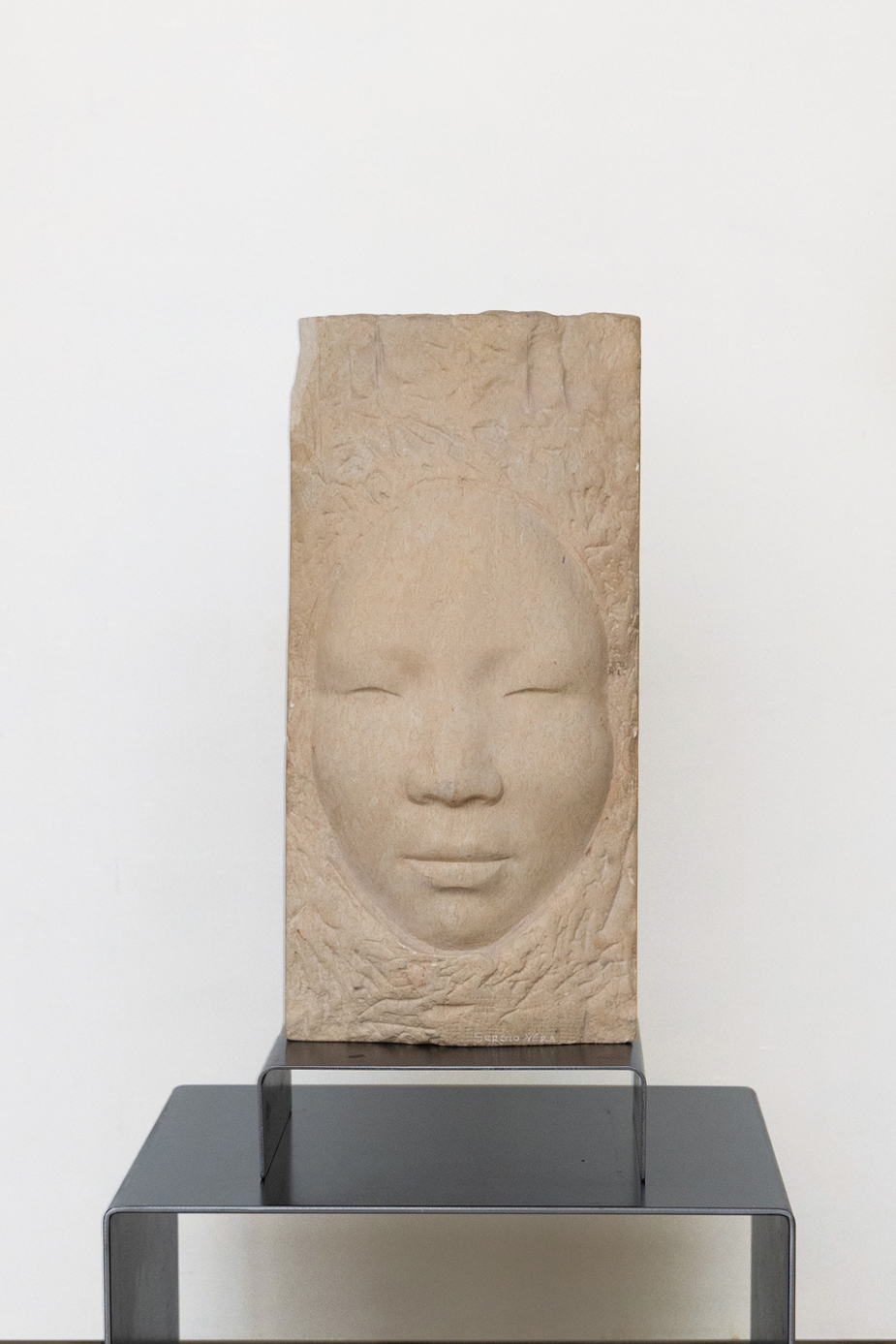 Escultura rostro humano asiático 2