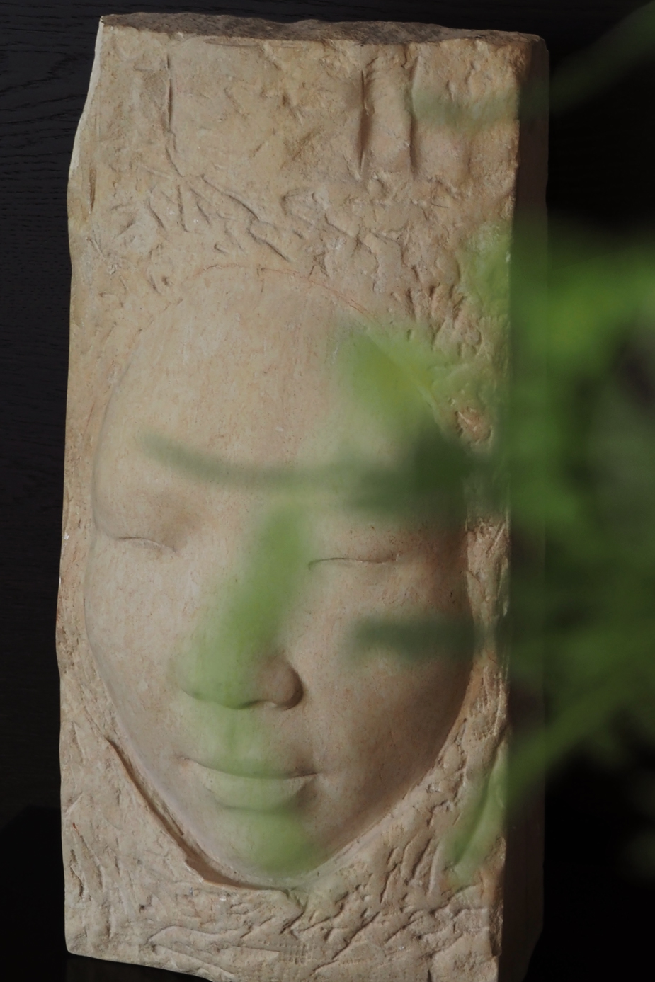 Escultura rostro humano asiático 4